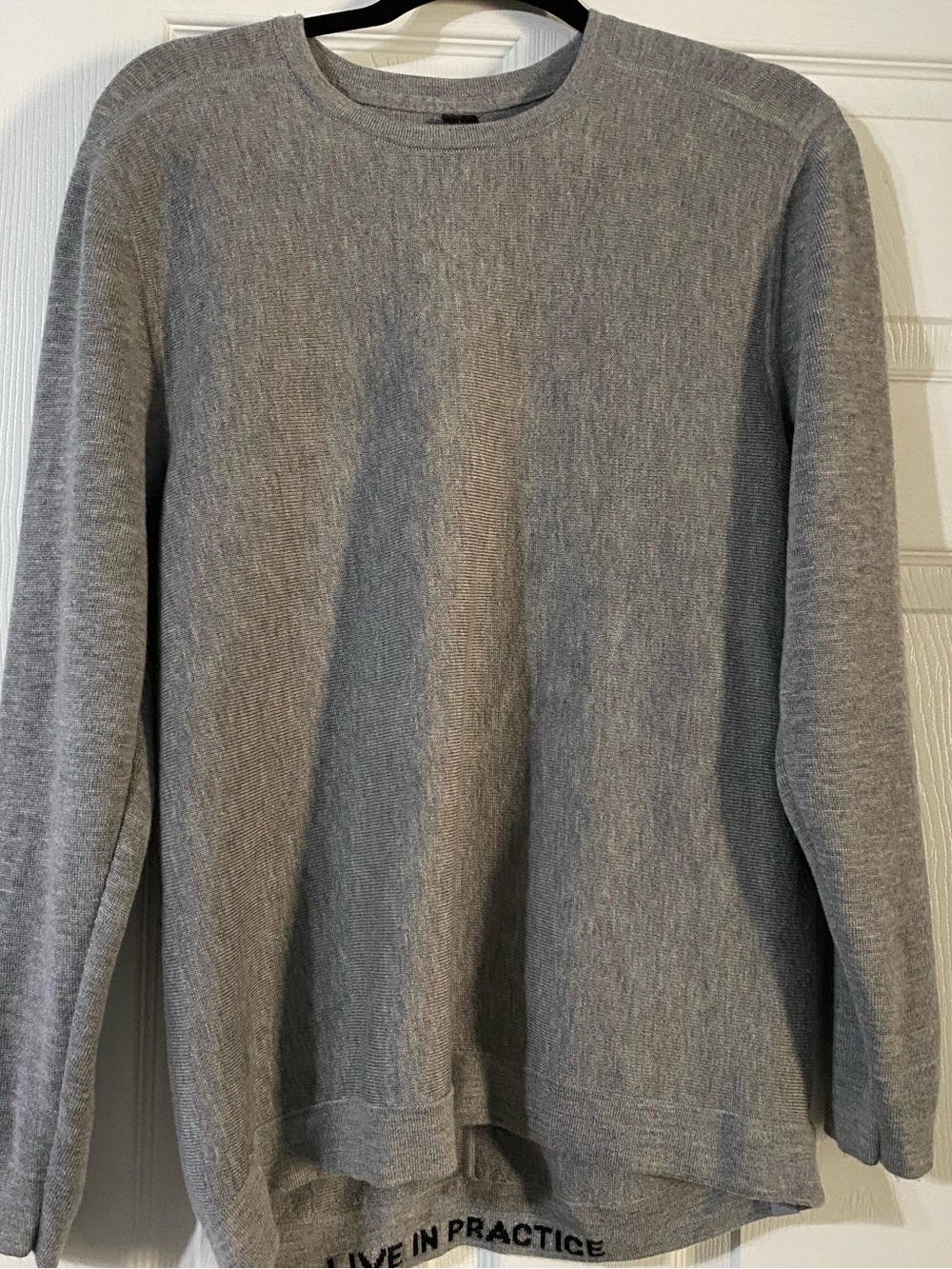 NWOT Lululemon Mens L Gray Sweater Engineered Warmth LS Crew 100% Merino Wool